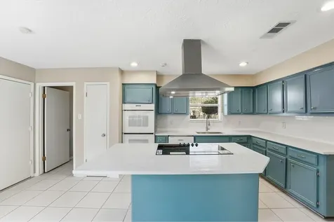 3618 Riverwood Park Drive Kingwood TX 77345