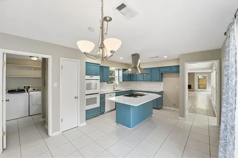 3618 Riverwood Park Drive Kingwood TX 77345