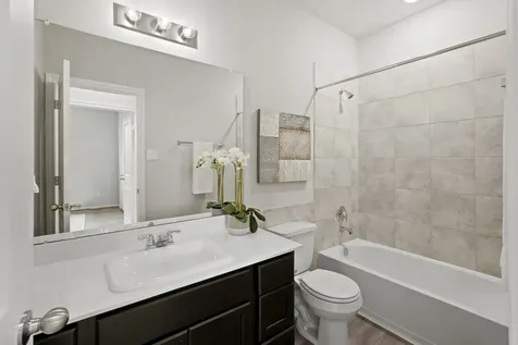 1443 Acorn Meadow Street Houston TX 77067