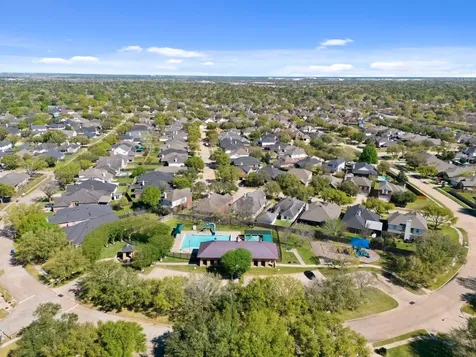 17215 Fernchase Court Houston TX 77095