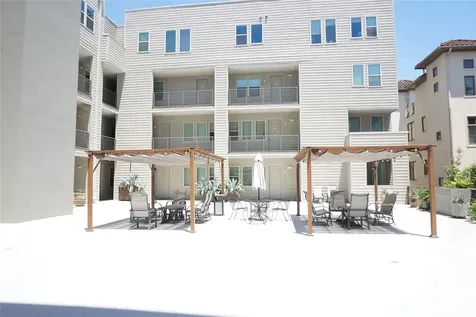 4819 Caroline Street 111 Houston TX 77004