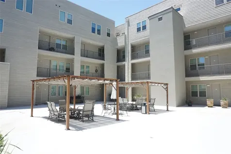 4819 Caroline Street 111 Houston TX 77004