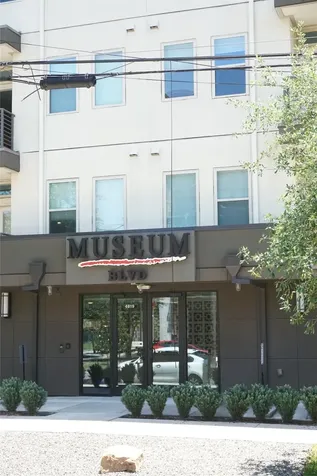 4819 Caroline Street 111 Houston TX 77004