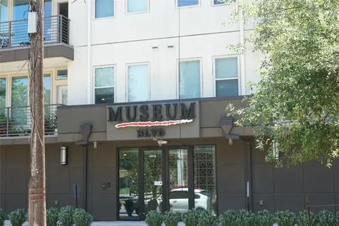 4819 Caroline Street 111 Houston TX 77004