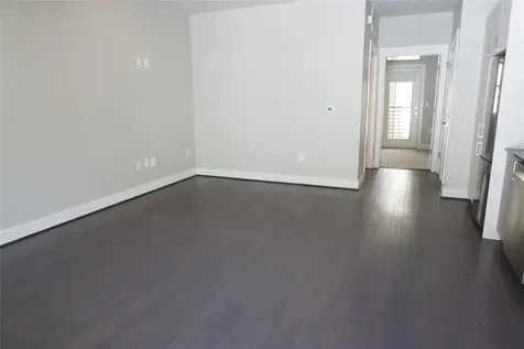 4819 Caroline Street 111 Houston TX 77004