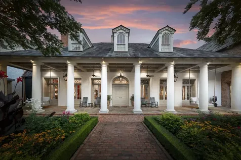 2 Grand Colonial Drive The Woodlands TX 77382