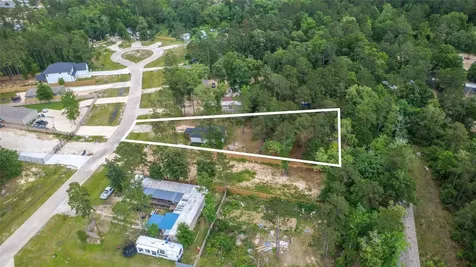 212 Road 5262a Cleveland TX 77327