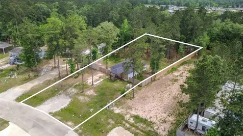 212 Road 5262a Cleveland TX 77327
