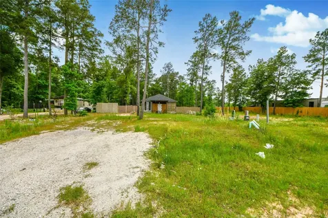 212 Road 5262a Cleveland TX 77327