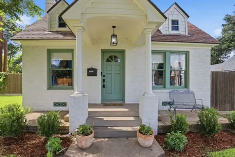 1302 Austin Street Richmond TX 77469