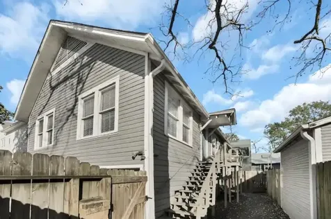 1135 Woodland Street B Houston TX 77009
