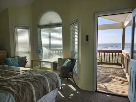 2422 Blue Water Highway Cr257 Surfside Beach TX 77541