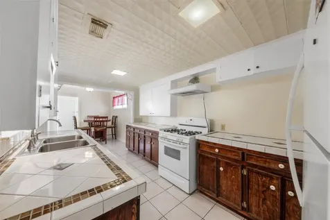 3605 Avenue S Galveston TX 77550