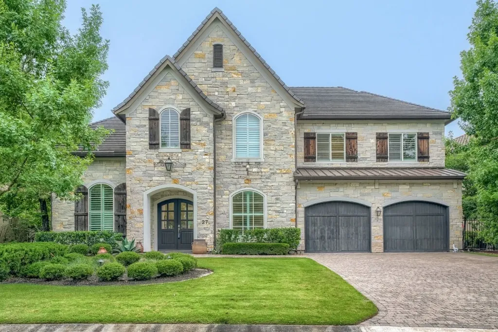 27 Johnathan Landing Court Court Spring TX 77389