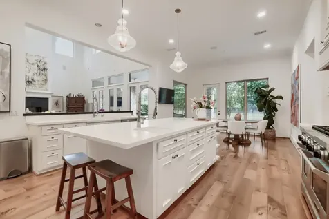27 Johnathan Landing Court Court Spring TX 77389
