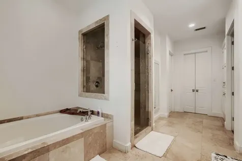 27 Johnathan Landing Court Court Spring TX 77389