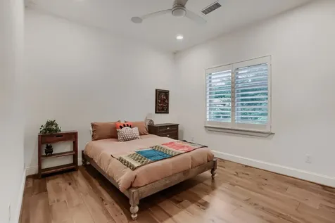 27 Johnathan Landing Court Court Spring TX 77389