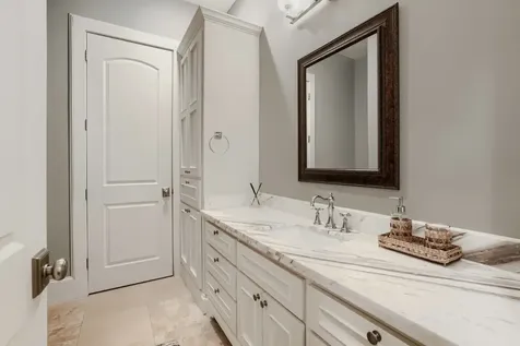 27 Johnathan Landing Court Court Spring TX 77389