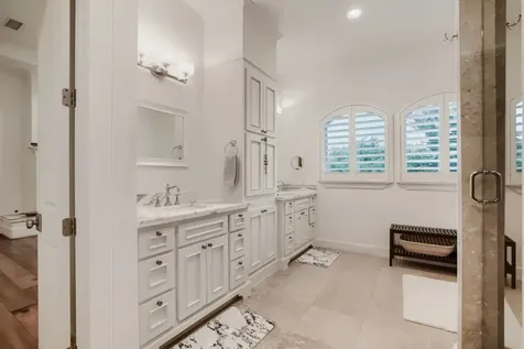 27 Johnathan Landing Court Court Spring TX 77389