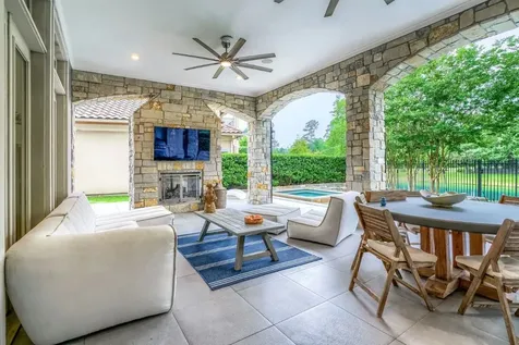 27 Johnathan Landing Court Court Spring TX 77389