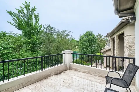 27 Johnathan Landing Court Court Spring TX 77389