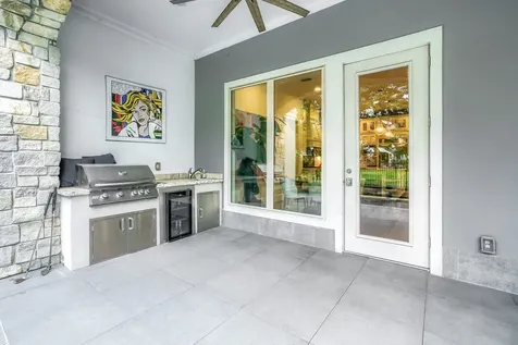 27 Johnathan Landing Court Court Spring TX 77389