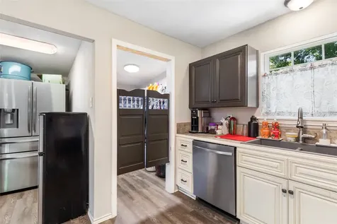 218 Waterfall Drive Huffman TX 77336