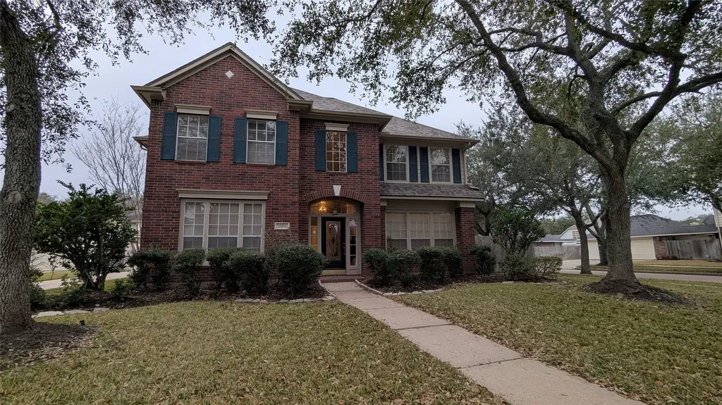 1902 Pepper Tree Court Sugar Land TX 77479