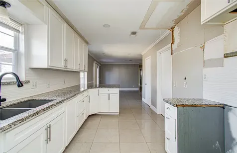 6414 Indigo Street Houston TX 77074
