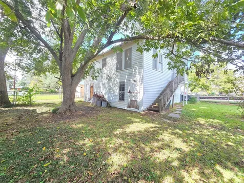 2500 Avenue H Bay City TX 77414