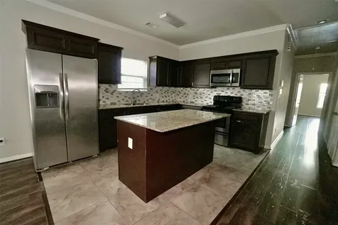 2523 Kirk Street B Houston TX 77026