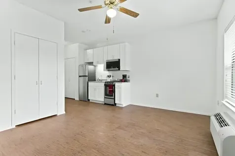 3305 Dilido Street 1104 Dallas TX 75228