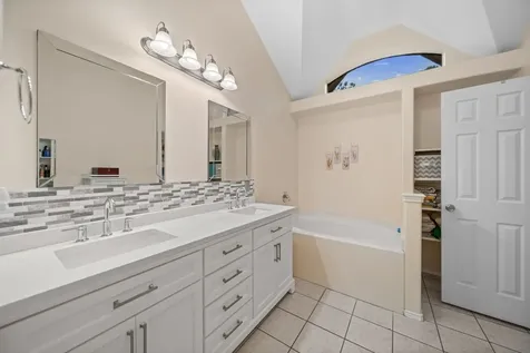 11515 Socorro Lane Tomball TX 77377