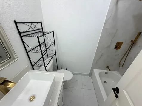 15865 Ridgeroe Lane Houston TX 77053
