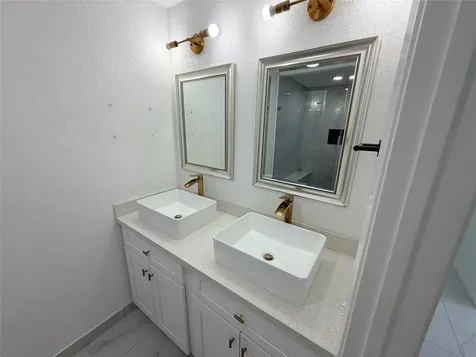 15865 Ridgeroe Lane Houston TX 77053