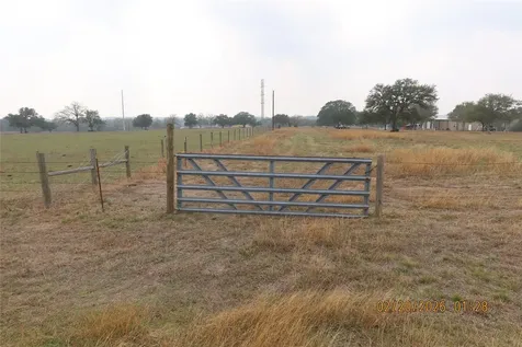 0000 Bauer Road Fayetteville TX 78940