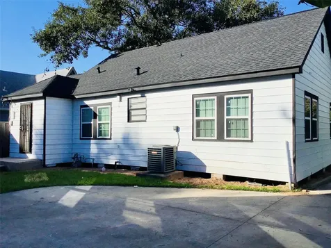 5530 Truett Street Houston TX 77023