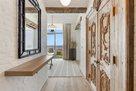 801 E Beach Drive Tw2606 Galveston TX 77550