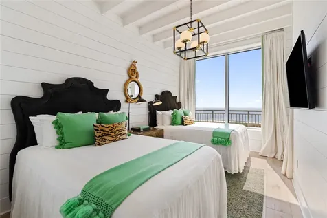 801 E Beach Drive Tw2606 Galveston TX 77550