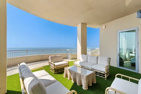 801 E Beach Drive Tw2606 Galveston TX 77550