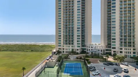 801 E Beach Drive Tw2606 Galveston TX 77550