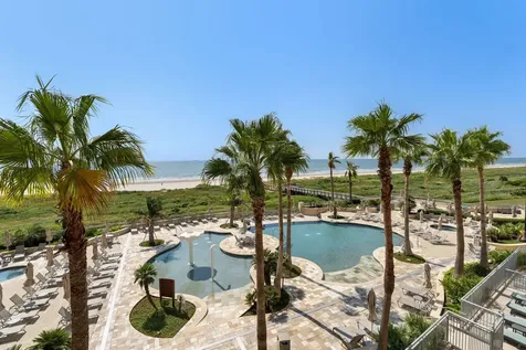 801 E Beach Drive Tw2606 Galveston TX 77550