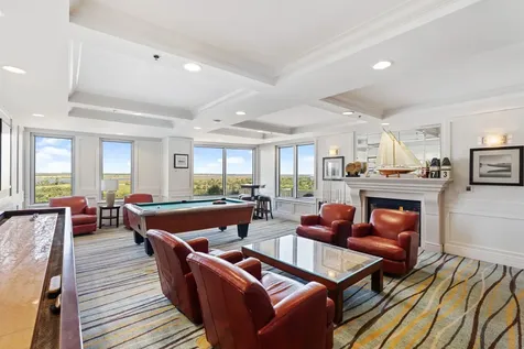 801 E Beach Drive Tw2606 Galveston TX 77550