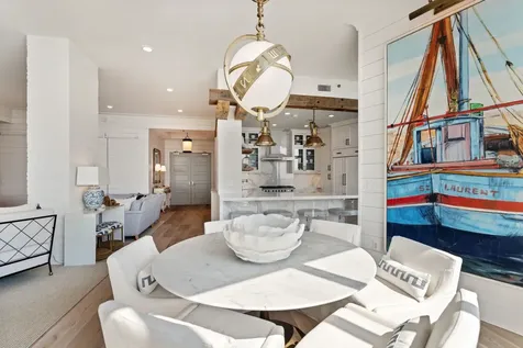 801 E Beach Drive Tw2606 Galveston TX 77550