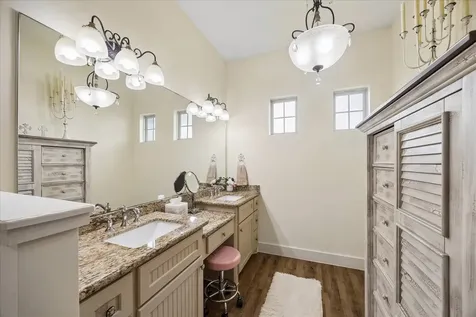 2135 Blue Jay Way Pattison TX 77423