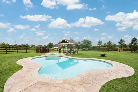 2135 Blue Jay Way Pattison TX 77423