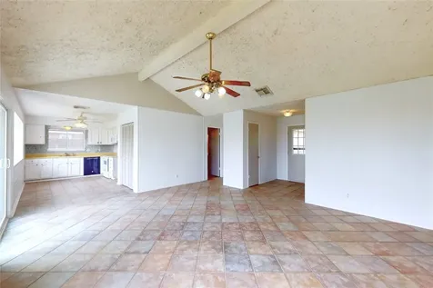 2711 Heritage Colony Drive Webster TX 77598