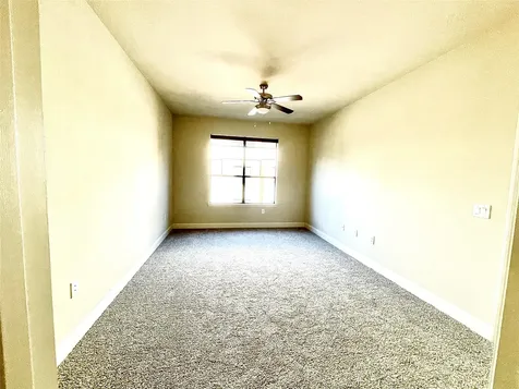 2525 Mccue St Road 313 Houston TX 77056