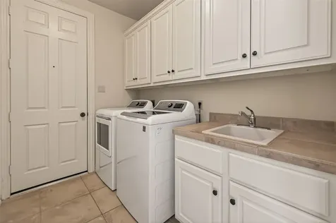 2210 Bywater Drive Houston TX 77077