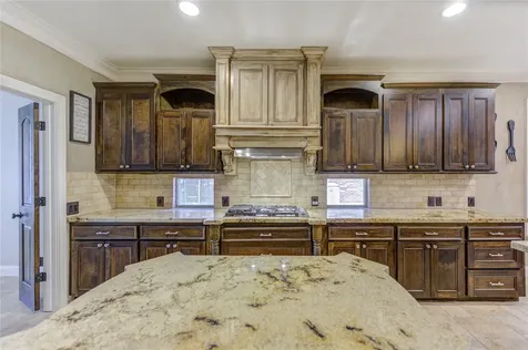 11826 Canyon Mills Drive Houston TX 77095